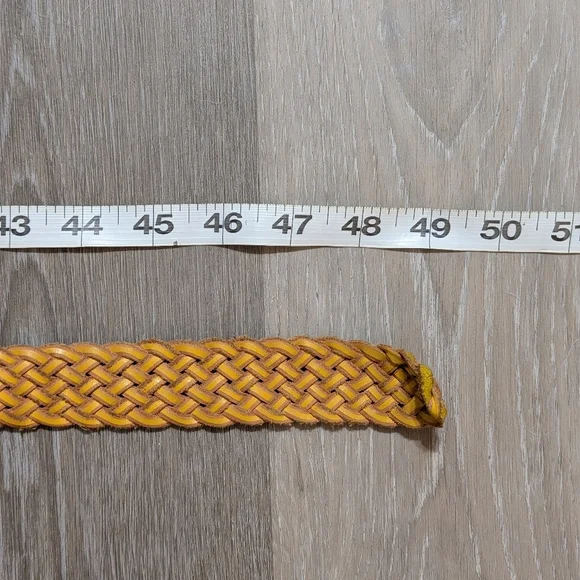 Vintage Braided Yellow Leather Belt - Preloved - Picture 3 of 7